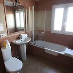 Nuro Ξενοδοχείο *